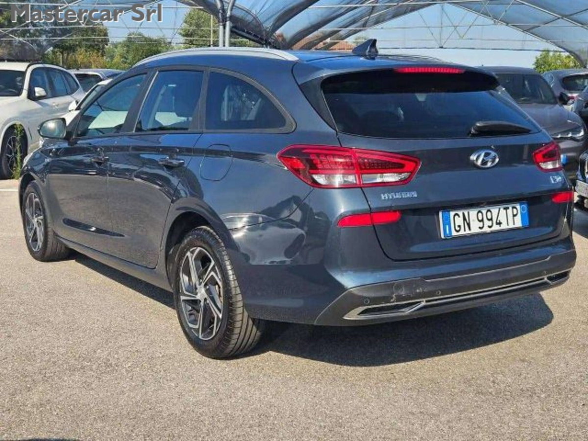 Hyundai i30 Station Wagon 1.0 t-gdi 48V Prime Techno&Style Pack 120cv (4)