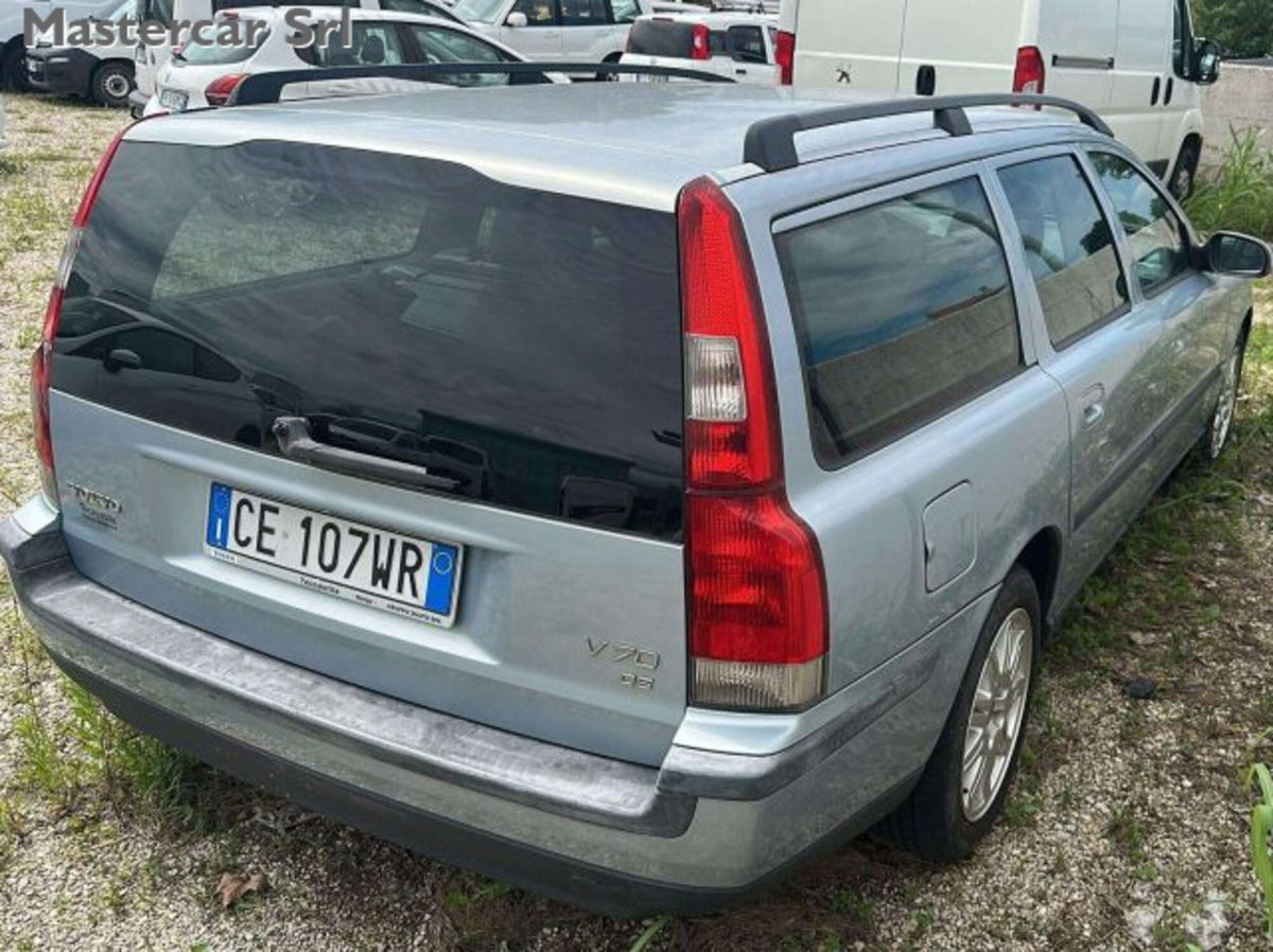 Volvo V70 2.4 D5 20V cat Optima (5)