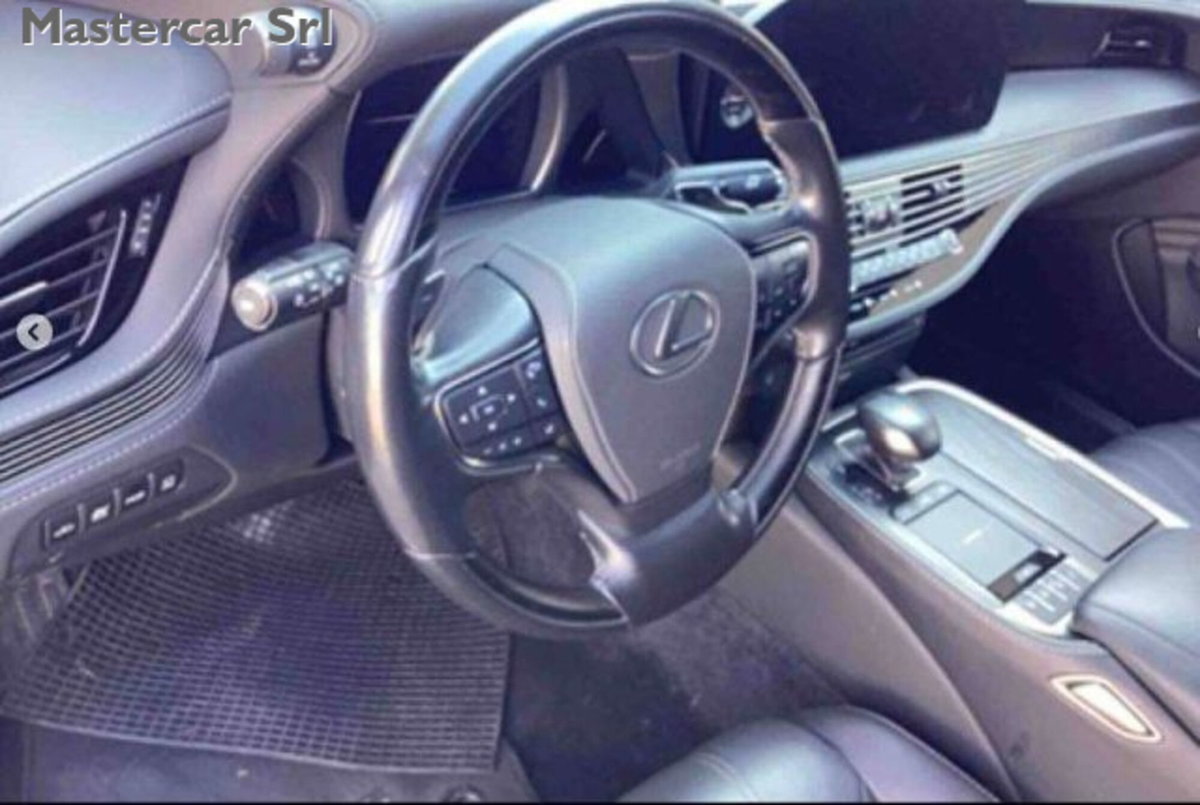 Lexus LS 500h 3.5 Luxury auto (11)