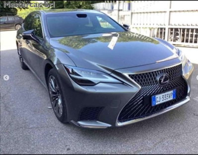 Lexus LS 500h 3.5 Luxury auto (2)