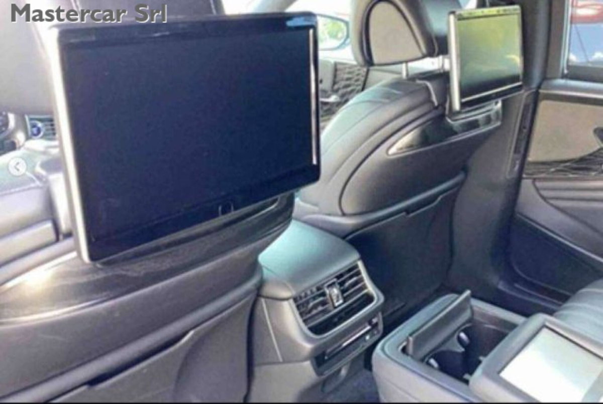 Lexus LS 500h 3.5 Luxury auto (8)