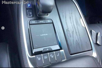 Lexus LS 500h 3.5 Luxury auto (9)