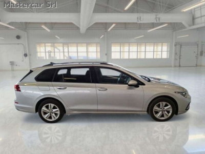 Volkswagen Golf Variant 2.0 tdi Life 115cv (4)