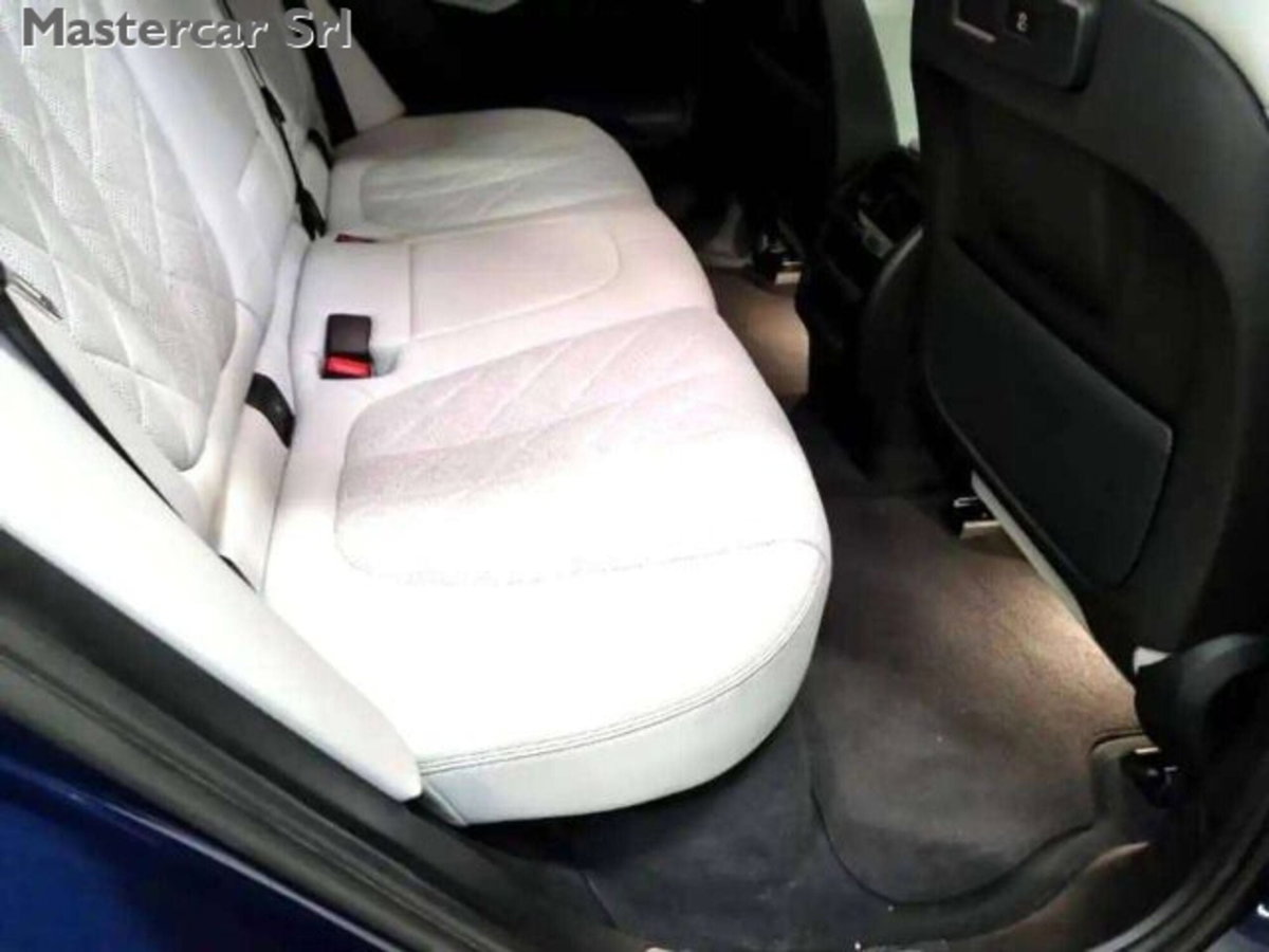 BMW X5 xDrive45e Business (10)