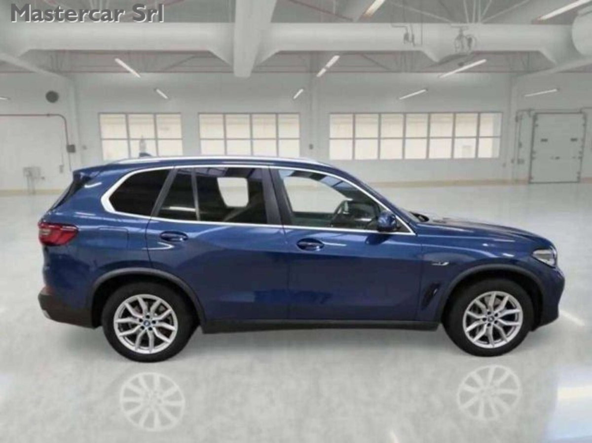 BMW X5 xDrive45e Business (5)