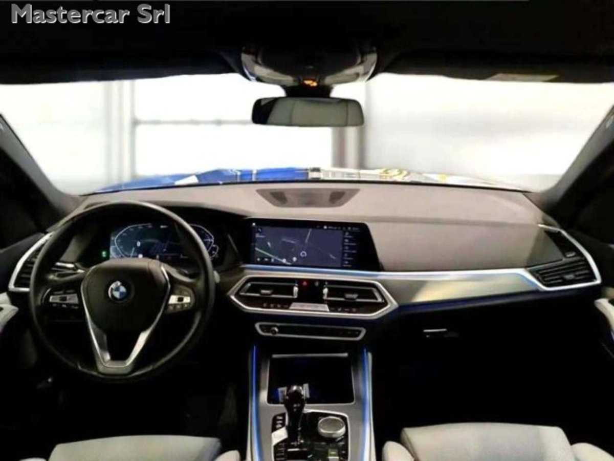 BMW X5 xDrive45e Business (7)