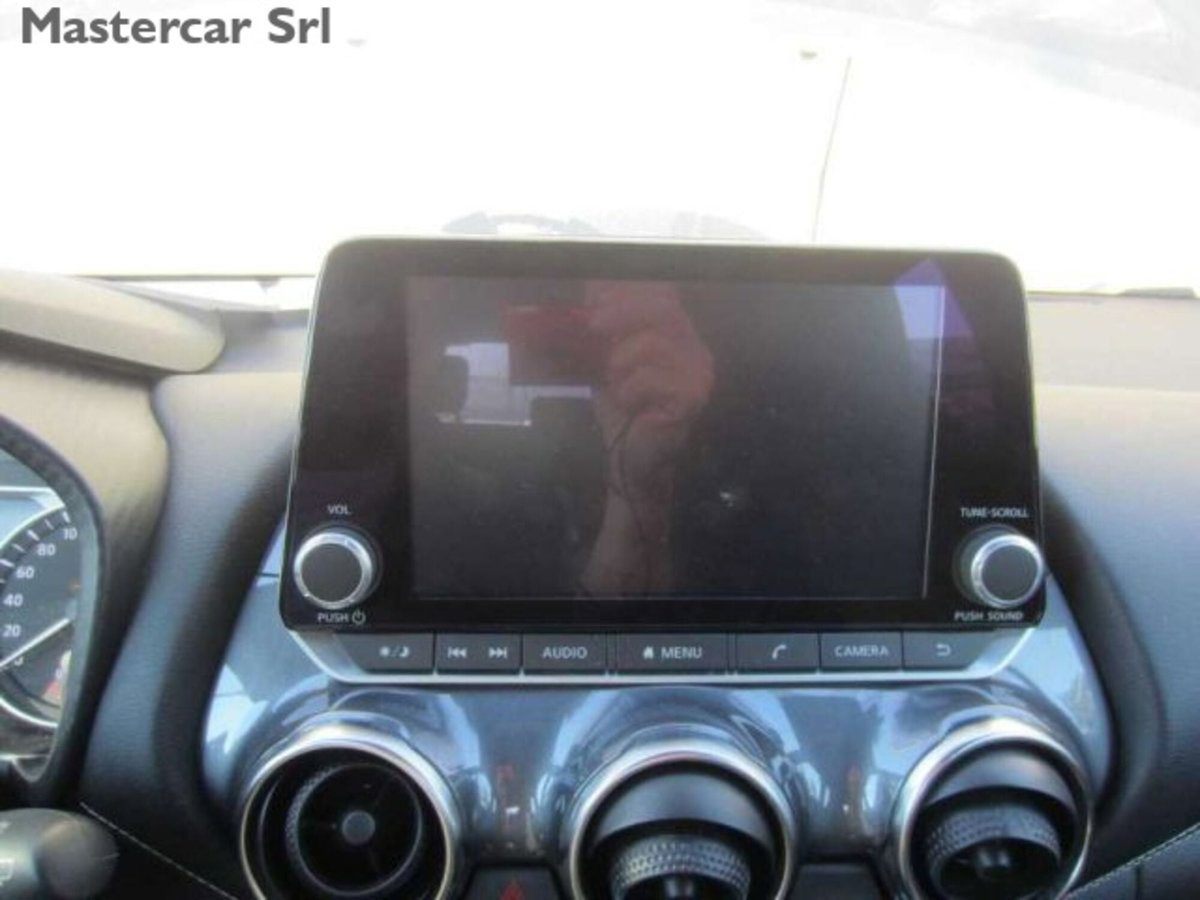 Nissan Juke 1.0 dig-t N-Connecta 114cv dct (6)