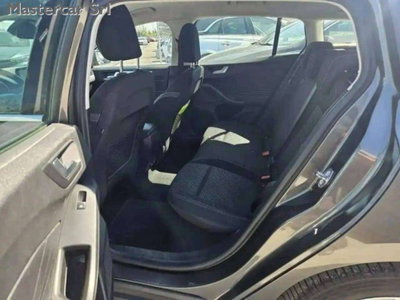 Ford Focus Station Wagon 1.0 EcoBoost 125 CV SW Business (11)