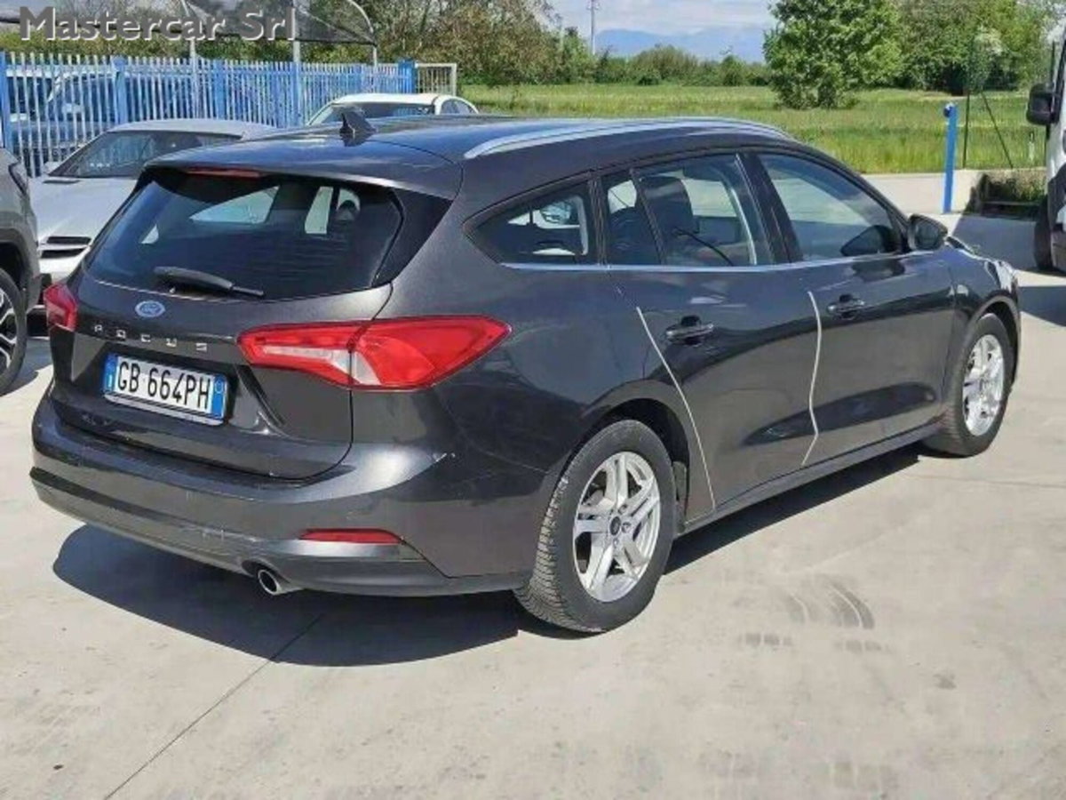 Ford Focus Station Wagon 1.0 EcoBoost 125 CV SW Business (4)