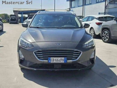 Ford Focus Station Wagon 1.0 EcoBoost 125 CV SW Business (8)