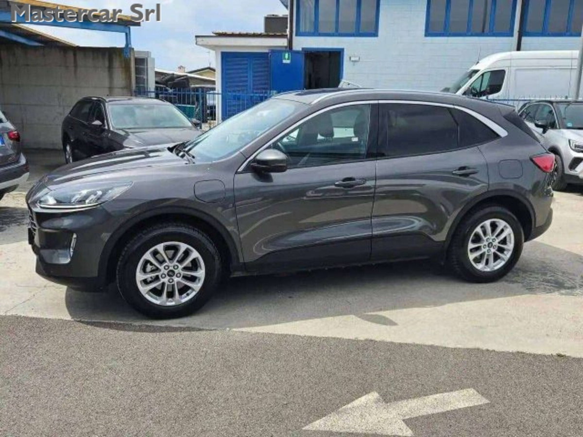 Ford Kuga 2.5 Plug In Hybrid 225 CV CVT 2WD Titanium (3)