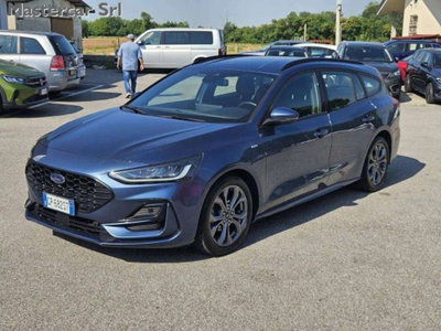 Ford Focus Station Wagon 1.0 EcoBoost Hybrid 125 CV SW ST-Line Design (2)