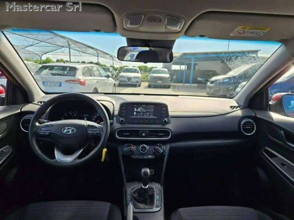 Hyundai Kona 1.6 CRDI 115 CV Classic (11)