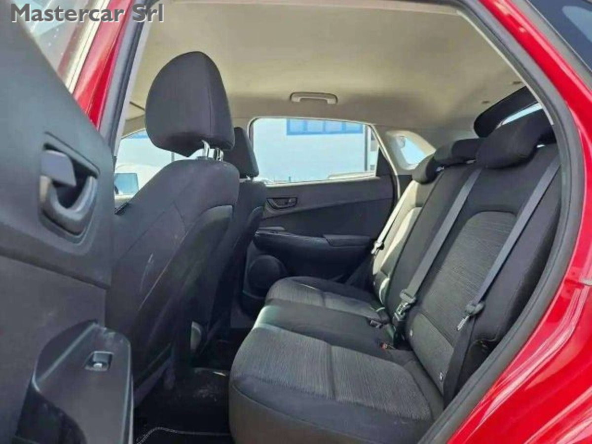 Hyundai Kona 1.6 CRDI 115 CV Classic (12)