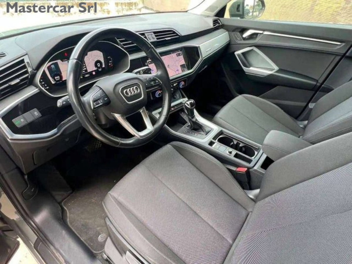Audi Q3 35 2.0 tdi Business Advanced s-tronic (11)