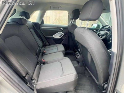 Audi Q3 35 2.0 tdi Business Advanced s-tronic (14)