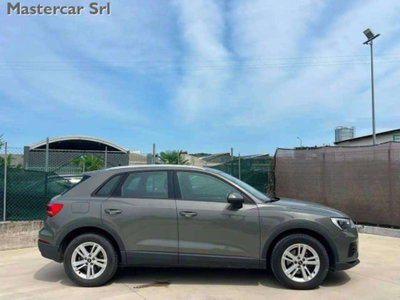 Audi Q3 35 2.0 tdi Business Advanced s-tronic (5)