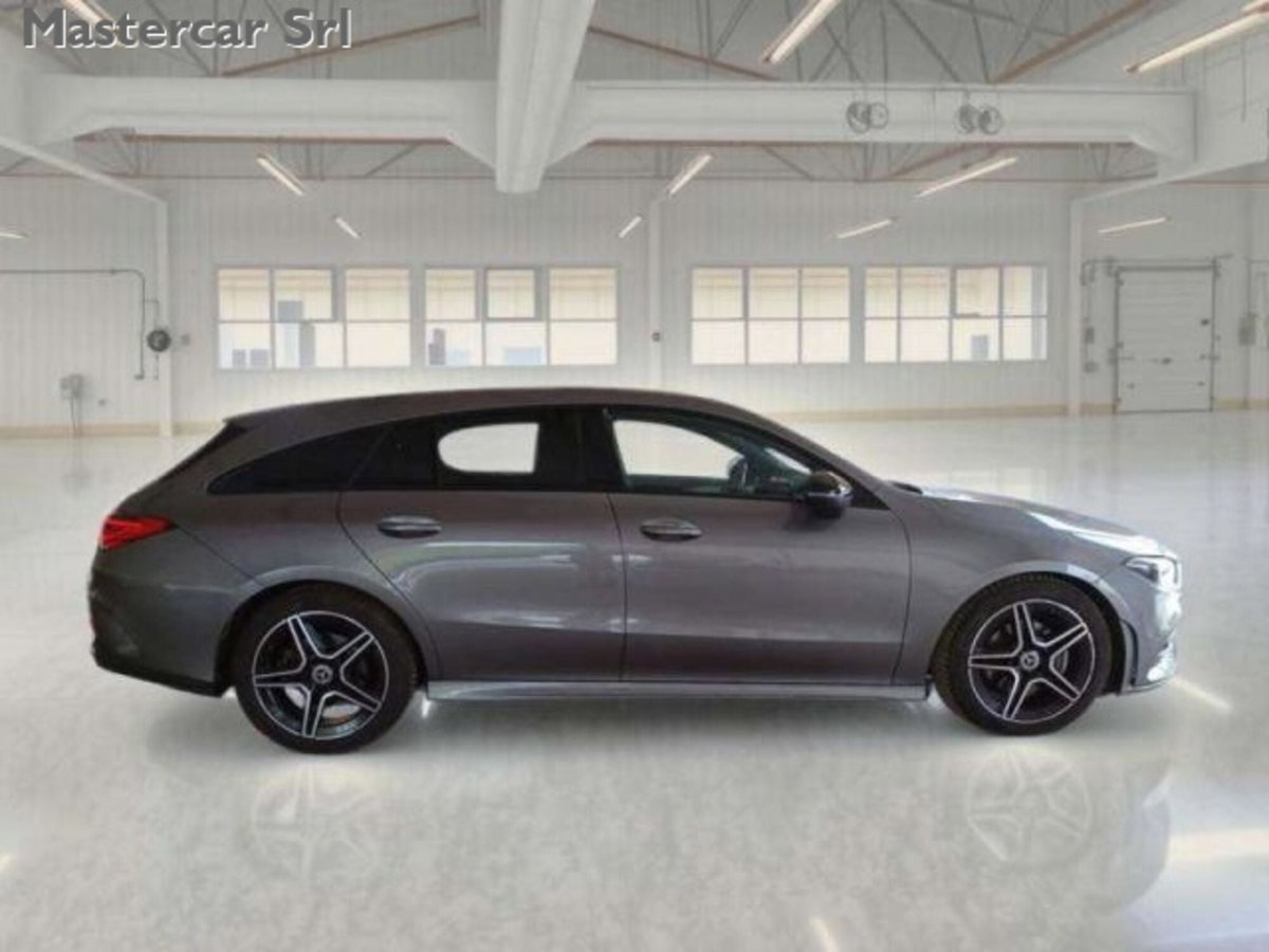 Mercedes-Benz CLA Shooting Brake 180 Shooting Brake Premium (7)