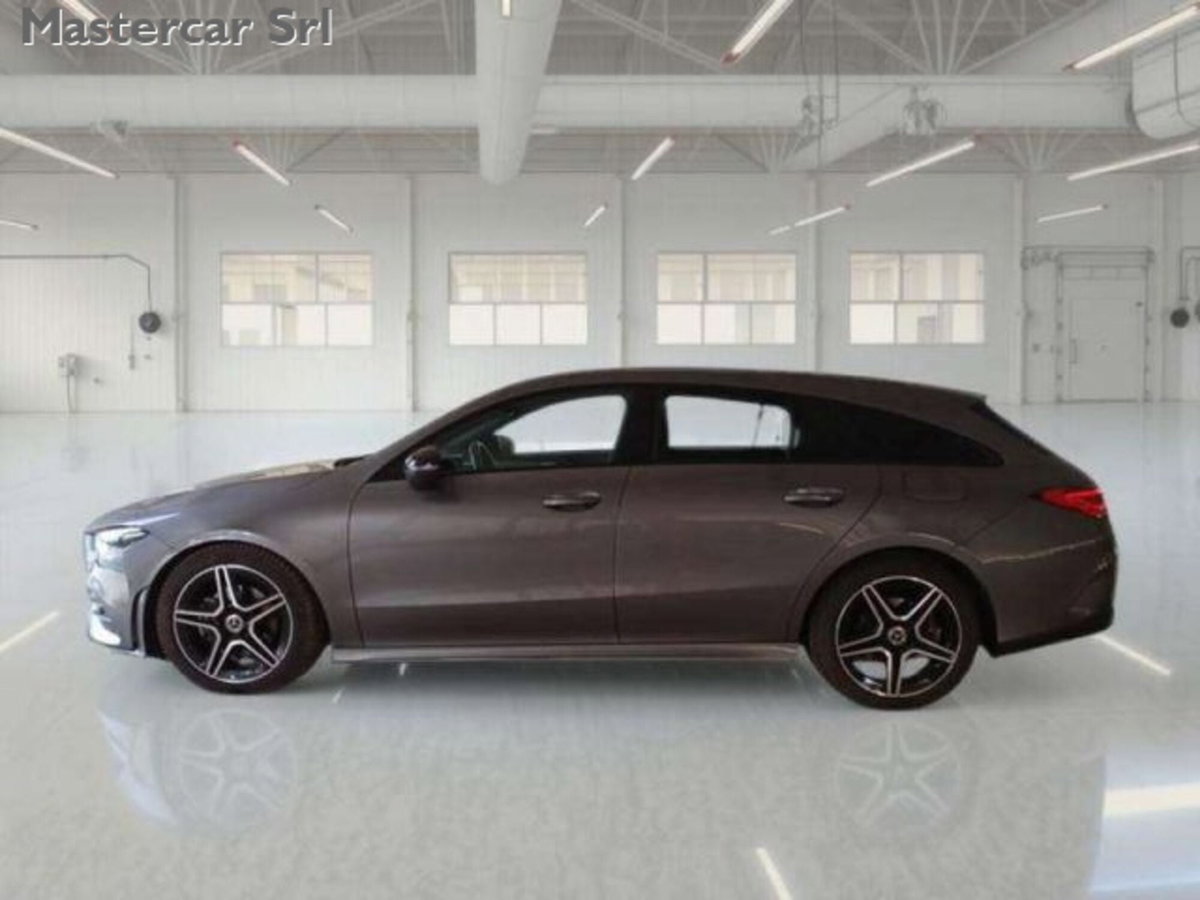 Mercedes-Benz CLA Shooting Brake 180 Shooting Brake Premium (8)