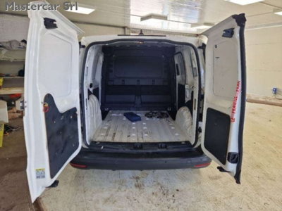 Volkswagen Veicoli Commerciali Caddy Furgone cargo maxi 2.0 tdi scr 102cv Business (6)
