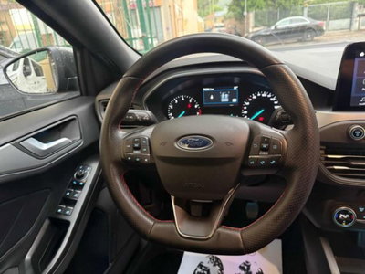 Ford Focus 1.0 EcoBoost Hybrid 125 CV Power. 5p. ST-Line Style (11)