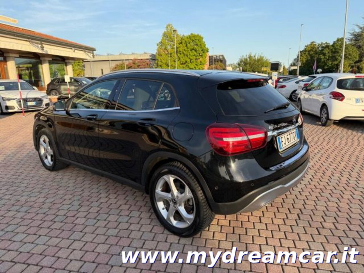 Mercedes-Benz GLA SUV 200 d Automatic Sport (5)