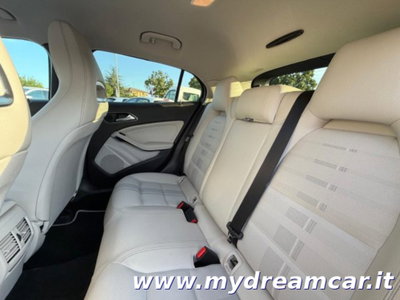 Mercedes-Benz GLA SUV 200 d Automatic Sport (10)