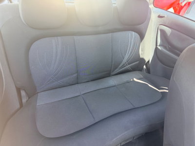 Lancia Ypsilon 1.3 MJT 75 CV Diva (16)