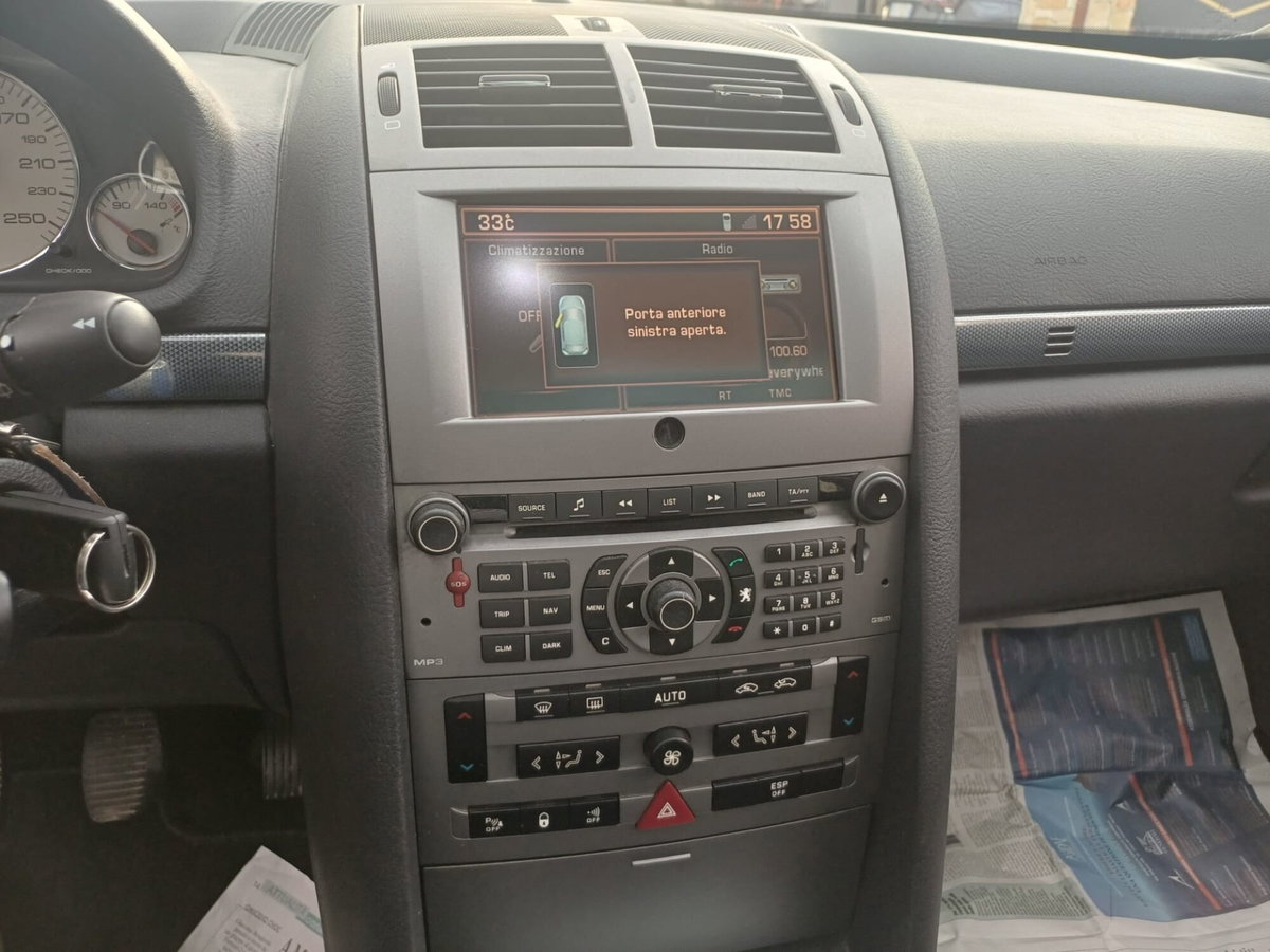 Peugeot 407 SW 2.0 HDi Confort (6)