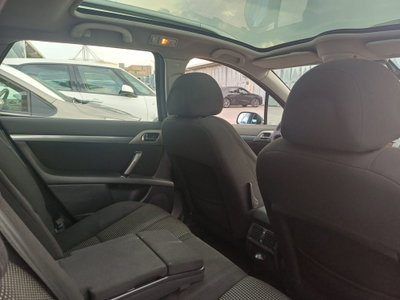 Peugeot 407 SW 2.0 HDi Confort (8)