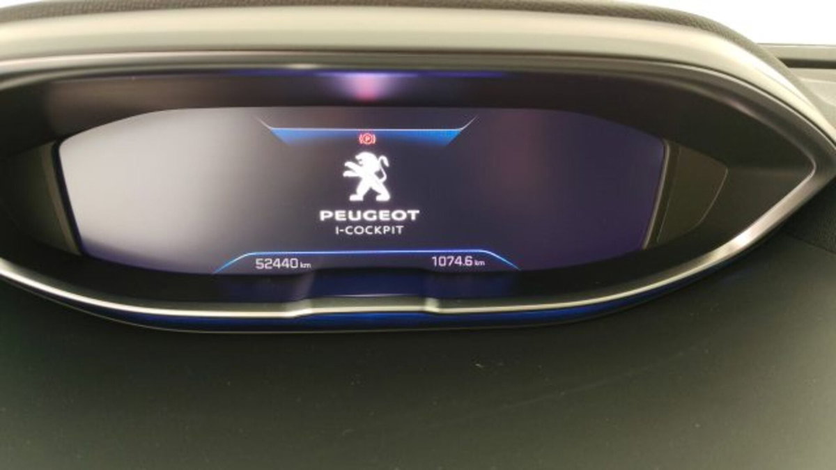 Peugeot 3008 BlueHDi 130 S&S EAT8 Allure Pack (10)