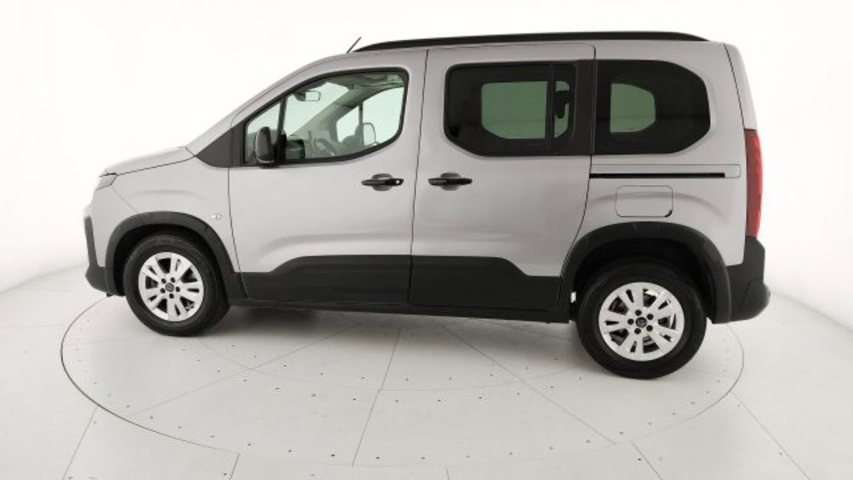 Peugeot Rifter BlueHDi 100 Allure Long (19)