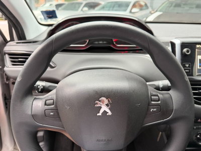 Peugeot 208 VTi 68 CV 5 porte Active (13)