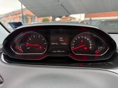 Peugeot 208 VTi 68 CV 5 porte Active (14)