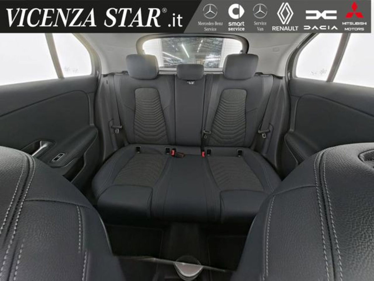 Mercedes-Benz Classe A 180 Progressive Advanced Plus auto (9)