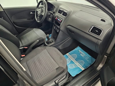 Volkswagen Polo 1.2 70 CV 5p. Comfortline (10)