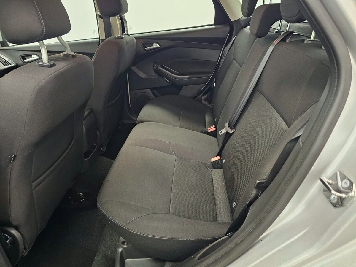 Ford Focus Station Wagon 1.5 TDCi 120 CV Start&Stop SW Titanium (12)