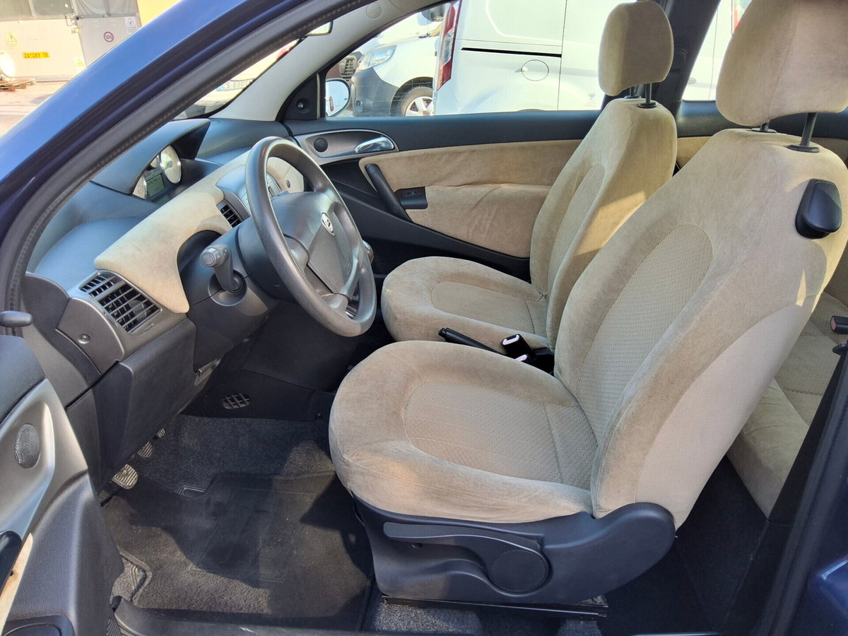 Lancia Ypsilon 1.2 Argento (12)
