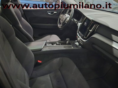Volvo XC60 B4 (d) AWD Geartronic Business Plus (9)