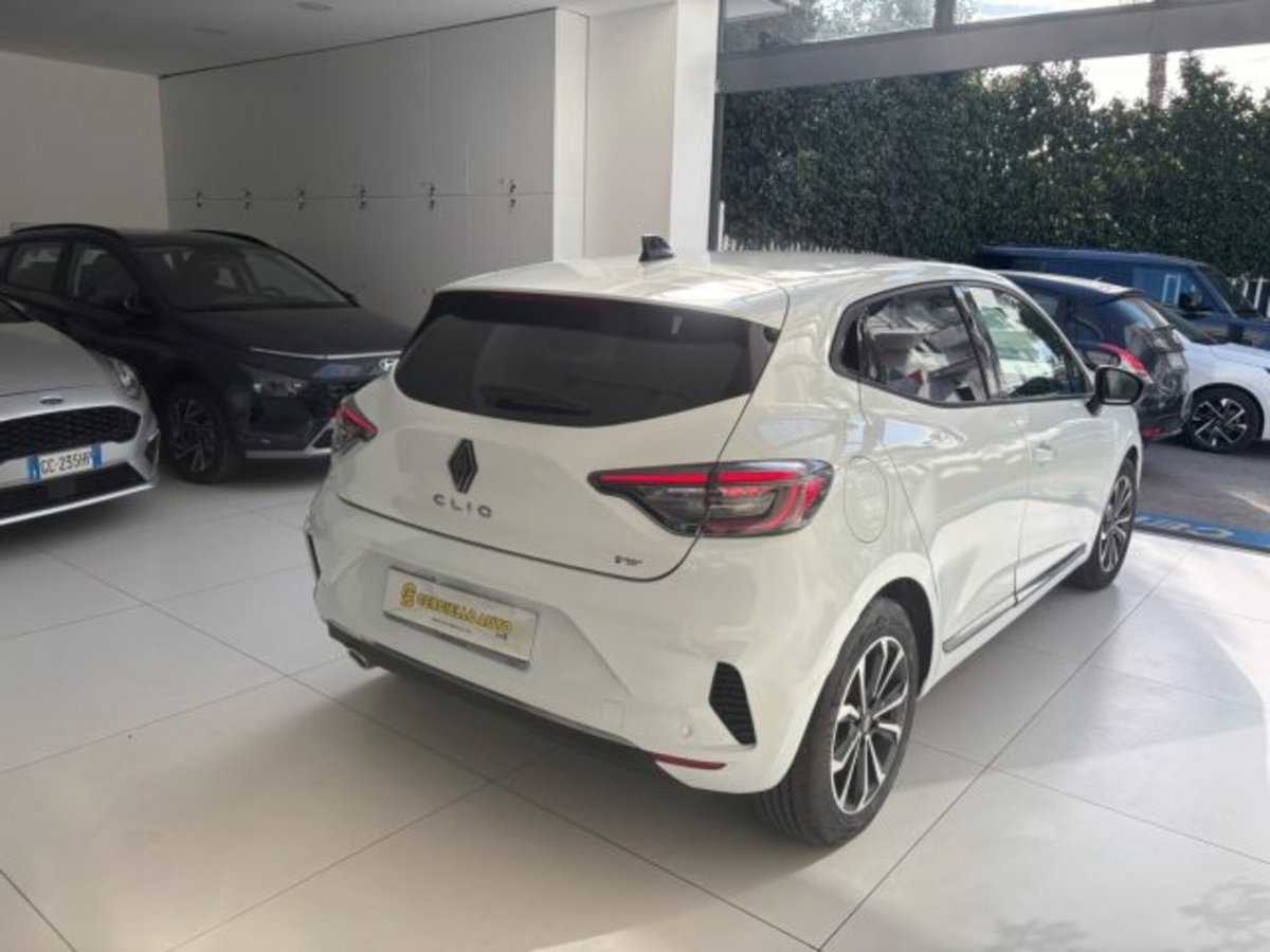 Renault Clio 1.0 tce Techno Gpl 100cv (15)