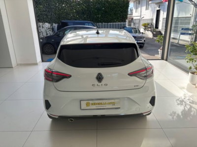 Renault Clio 1.0 tce Techno Gpl 100cv (18)