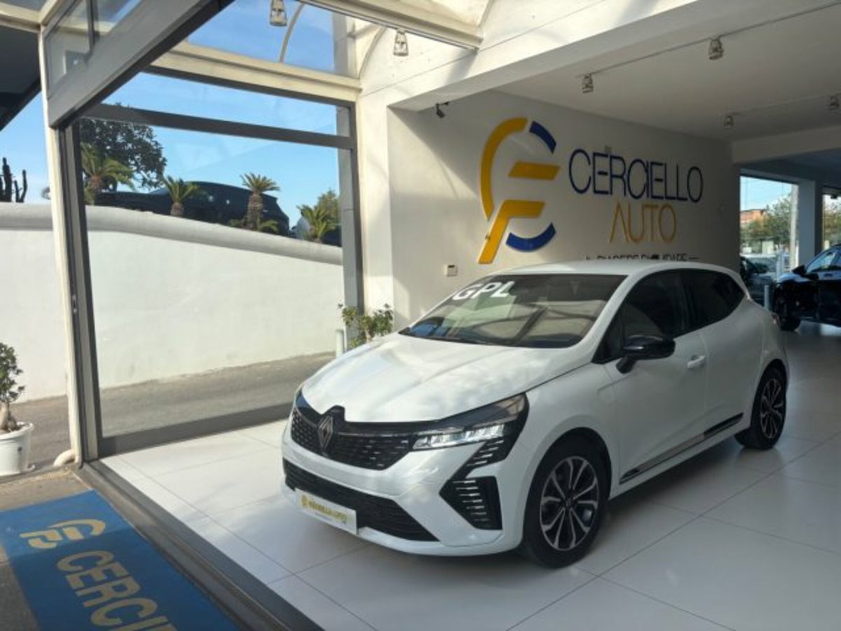 Renault Clio 1.0 tce Techno Gpl 100cv (2)