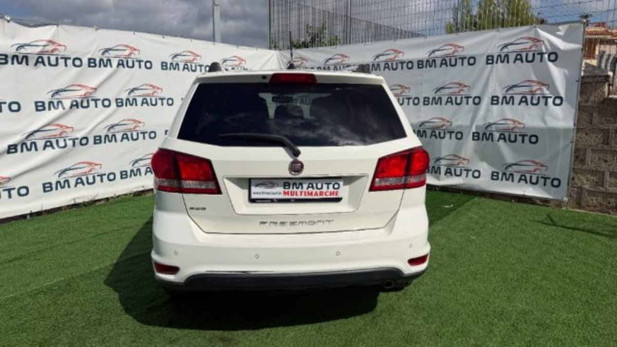 Fiat Freemont 2.0 Mjt 170 CV 4x4 Automatica Lounge (10)