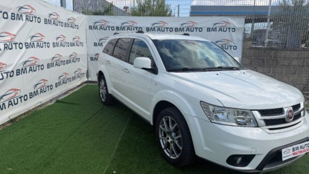 Fiat Freemont 2.0 Mjt 170 CV 4x4 Automatica Lounge (3)
