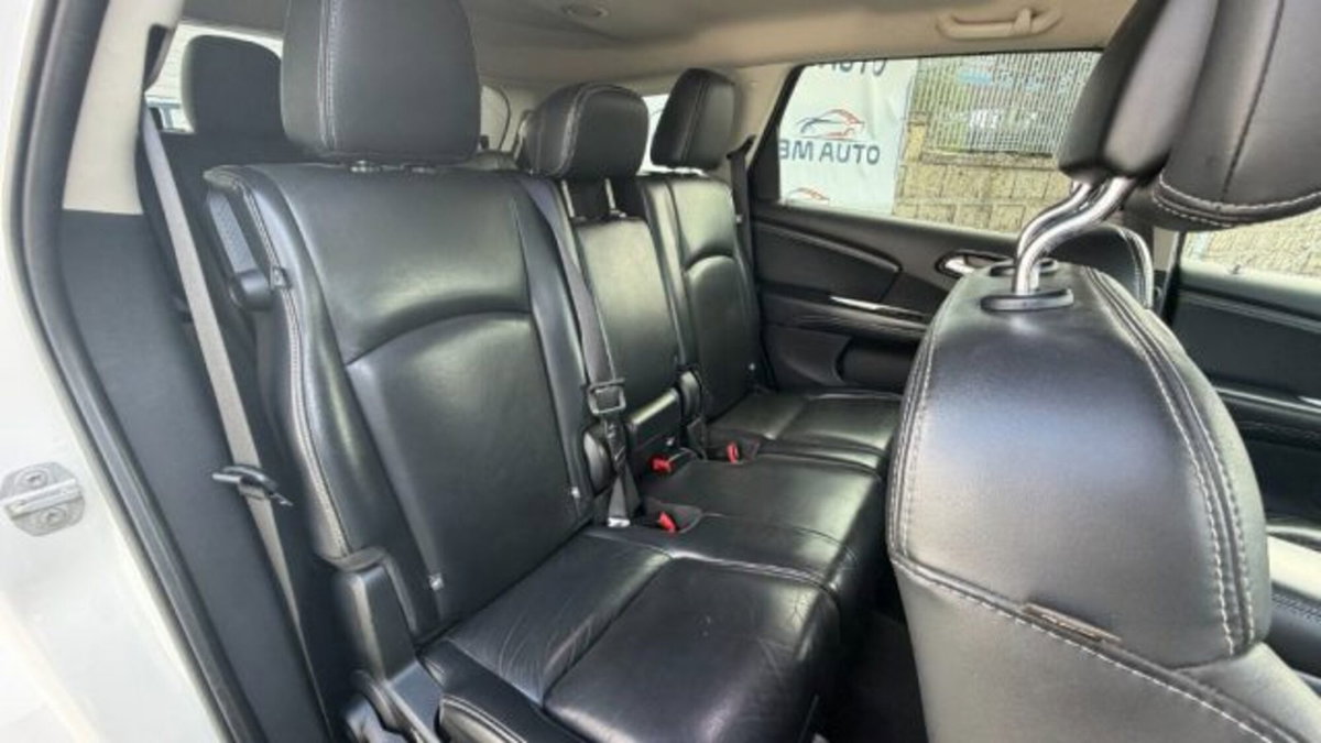 Fiat Freemont 2.0 Mjt 170 CV 4x4 Automatica Lounge (5)