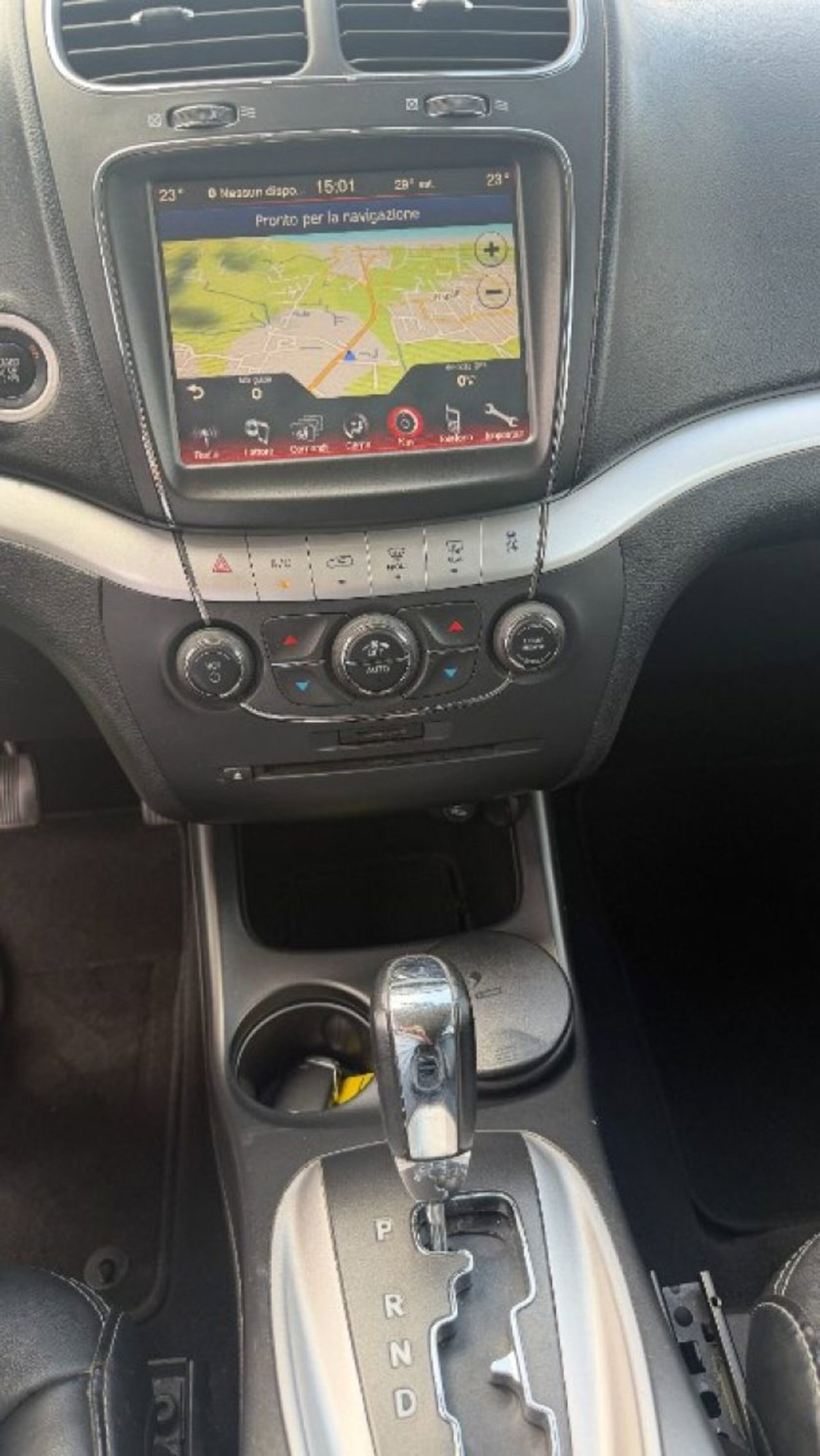 Fiat Freemont 2.0 Mjt 170 CV 4x4 Automatica Lounge (8)