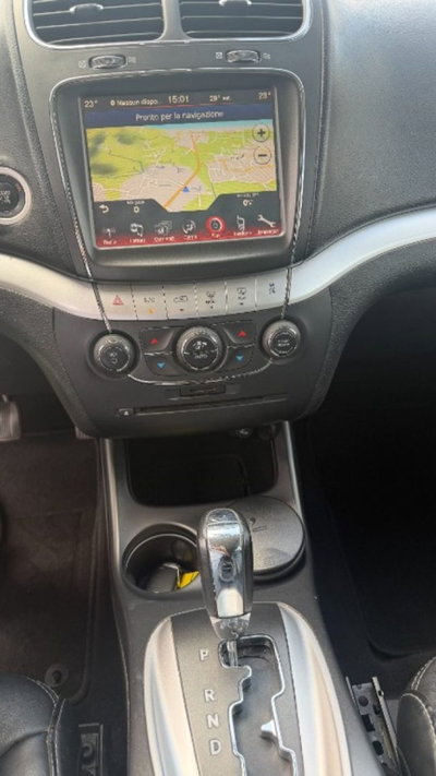 Fiat Freemont 2.0 Mjt 170 CV 4x4 Automatica Lounge (8)