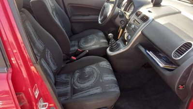 Opel Agila 1.0 12V 68CV (11)