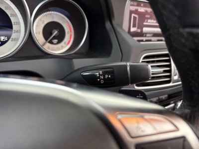 Mercedes-Benz Classe E Cabrio 220 BlueTEC Cabrio Premium (11)