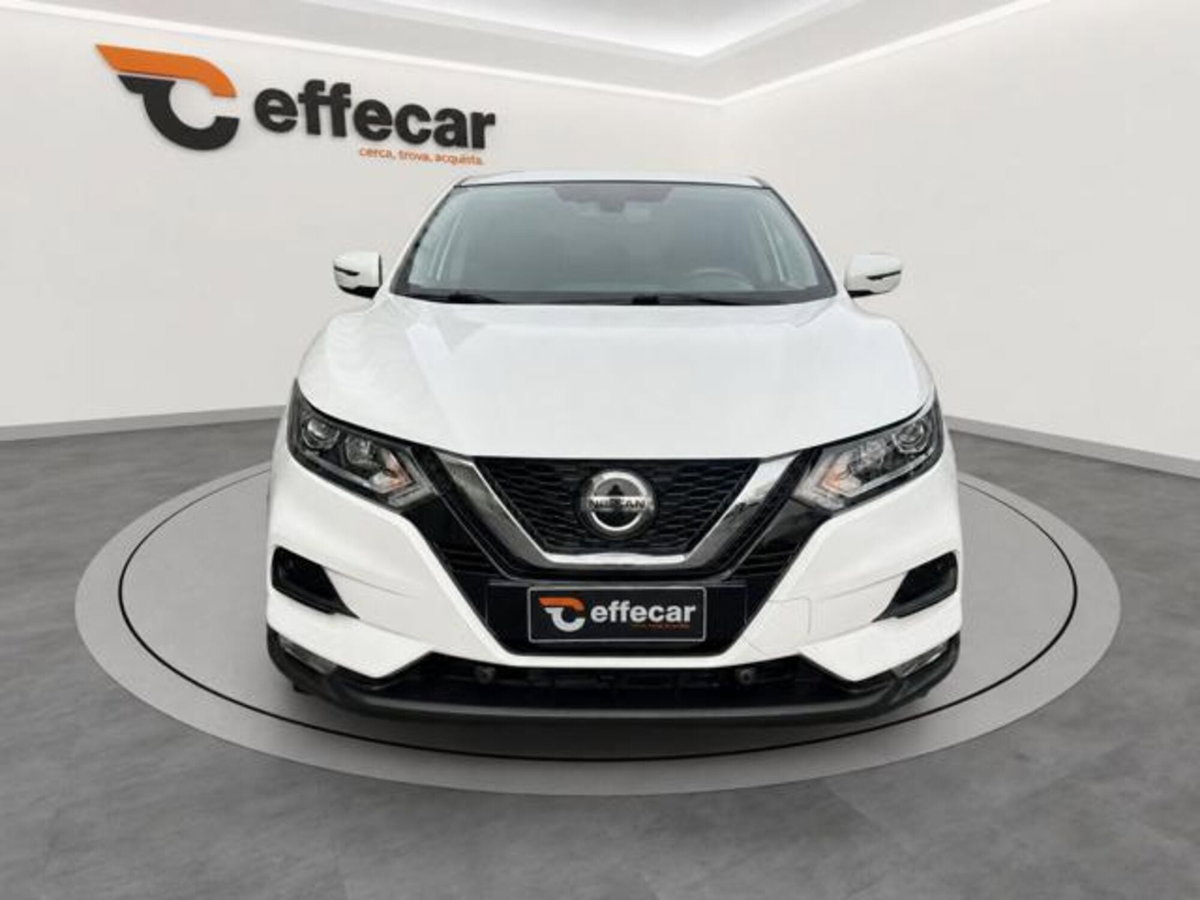 Nissan Qashqai 1.3 DIG-T 140 CV N-Connecta (2)